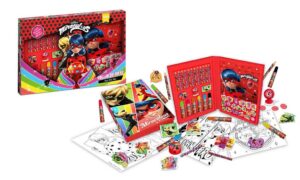 VALIJA DE ARTE DE MIRACULOUS LADY BUG COD ALB01058