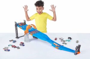 SUPER PISTA METAL MACHINES ZURU 4-LANE RAPTOR ATTACK COD 7486 - Imagen 2