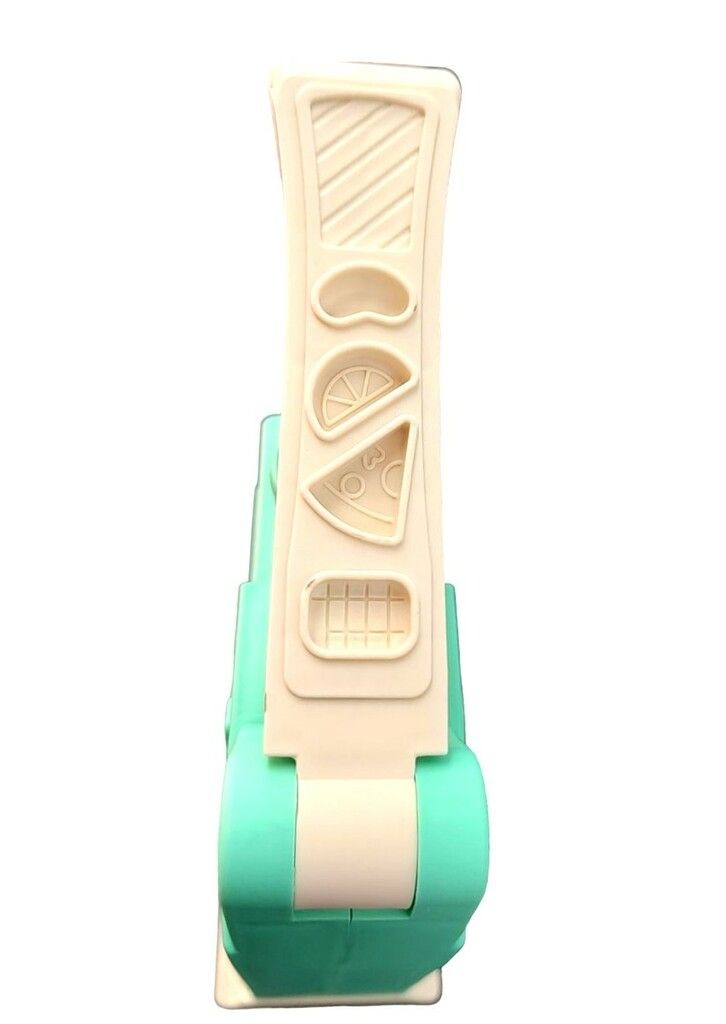 SET MASAS CON ACCESORIOS MAQUINA DE HELADOS PLASTIKIDS VR2 55152 VERDE - Imagen 3